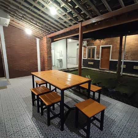 Genthong Homestay Magelang Ngoại thất bức ảnh