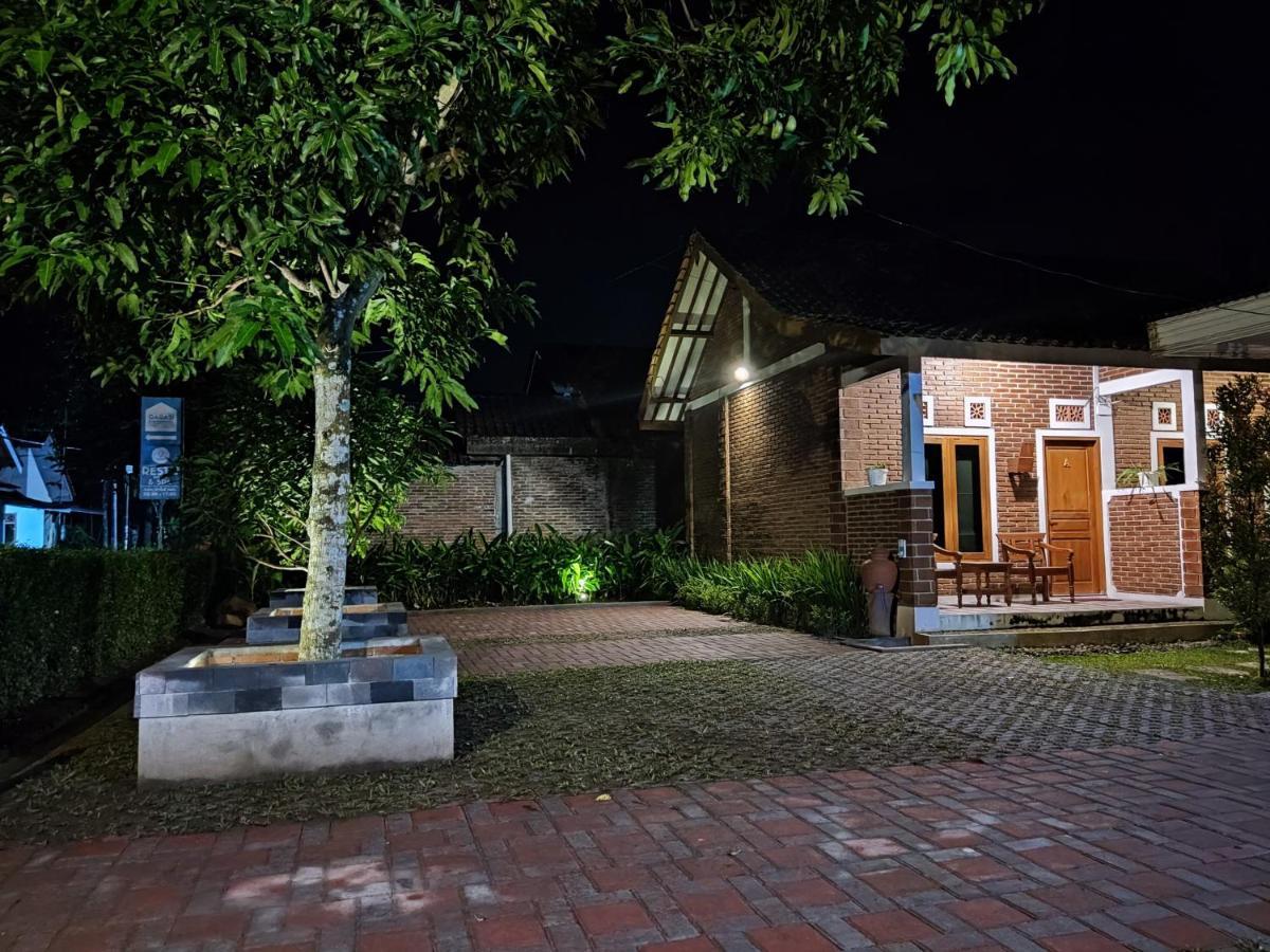 Genthong Homestay Magelang Ngoại thất bức ảnh