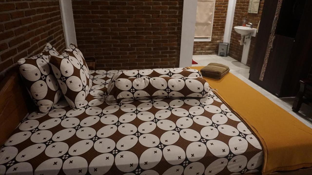 Genthong Homestay Magelang Ngoại thất bức ảnh