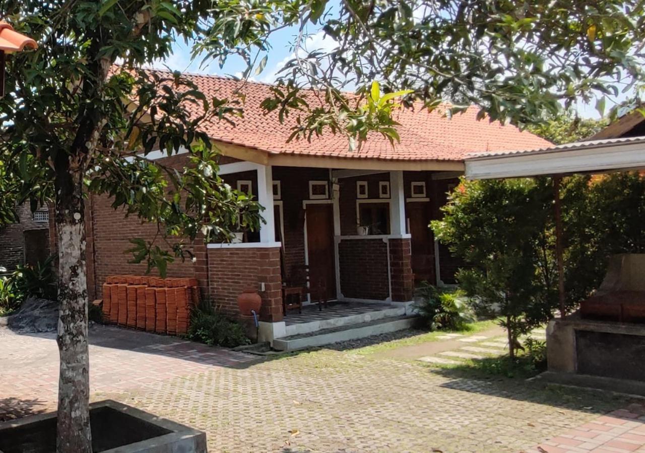 Genthong Homestay Magelang Ngoại thất bức ảnh