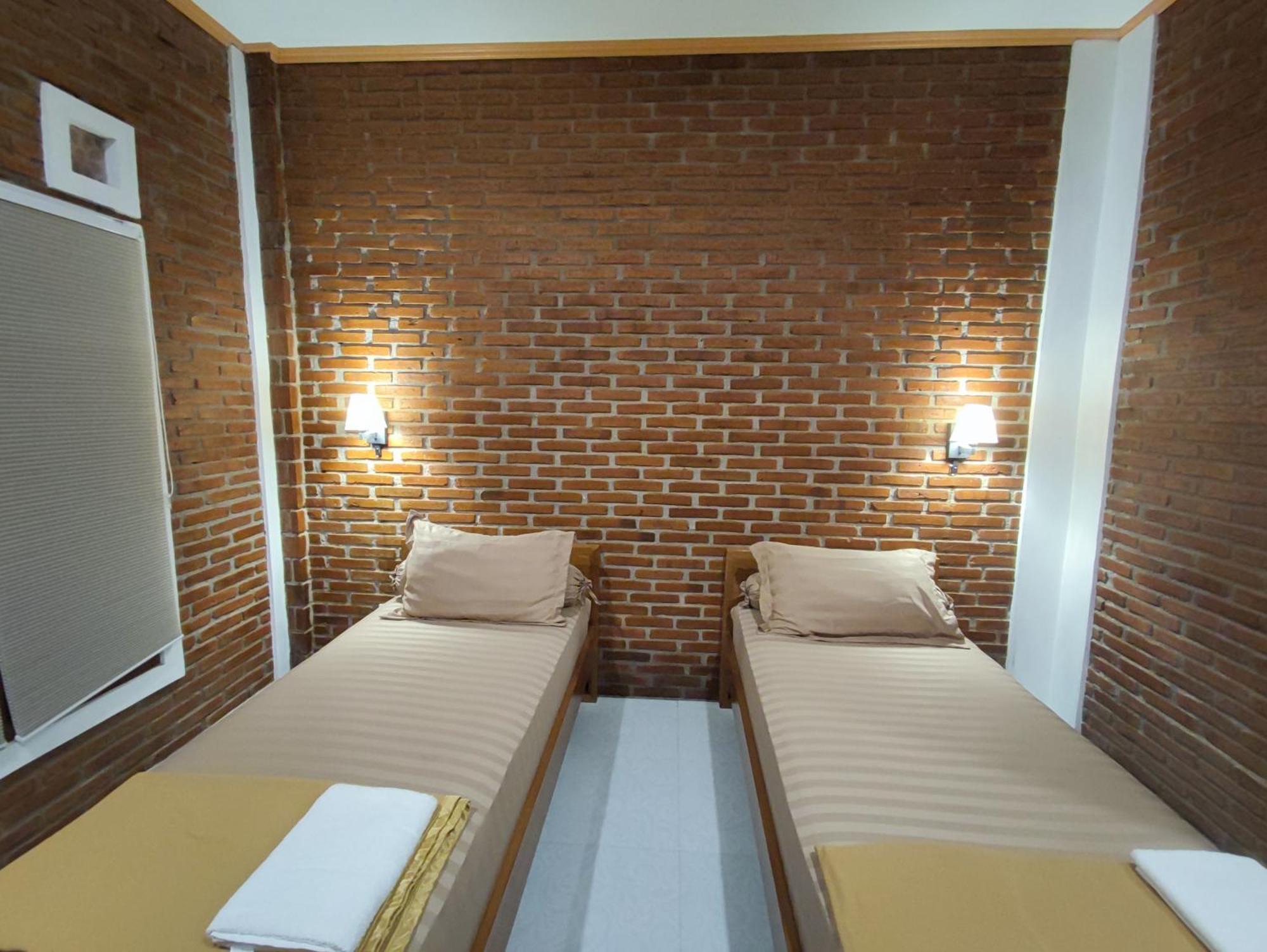 Genthong Homestay Magelang Ngoại thất bức ảnh
