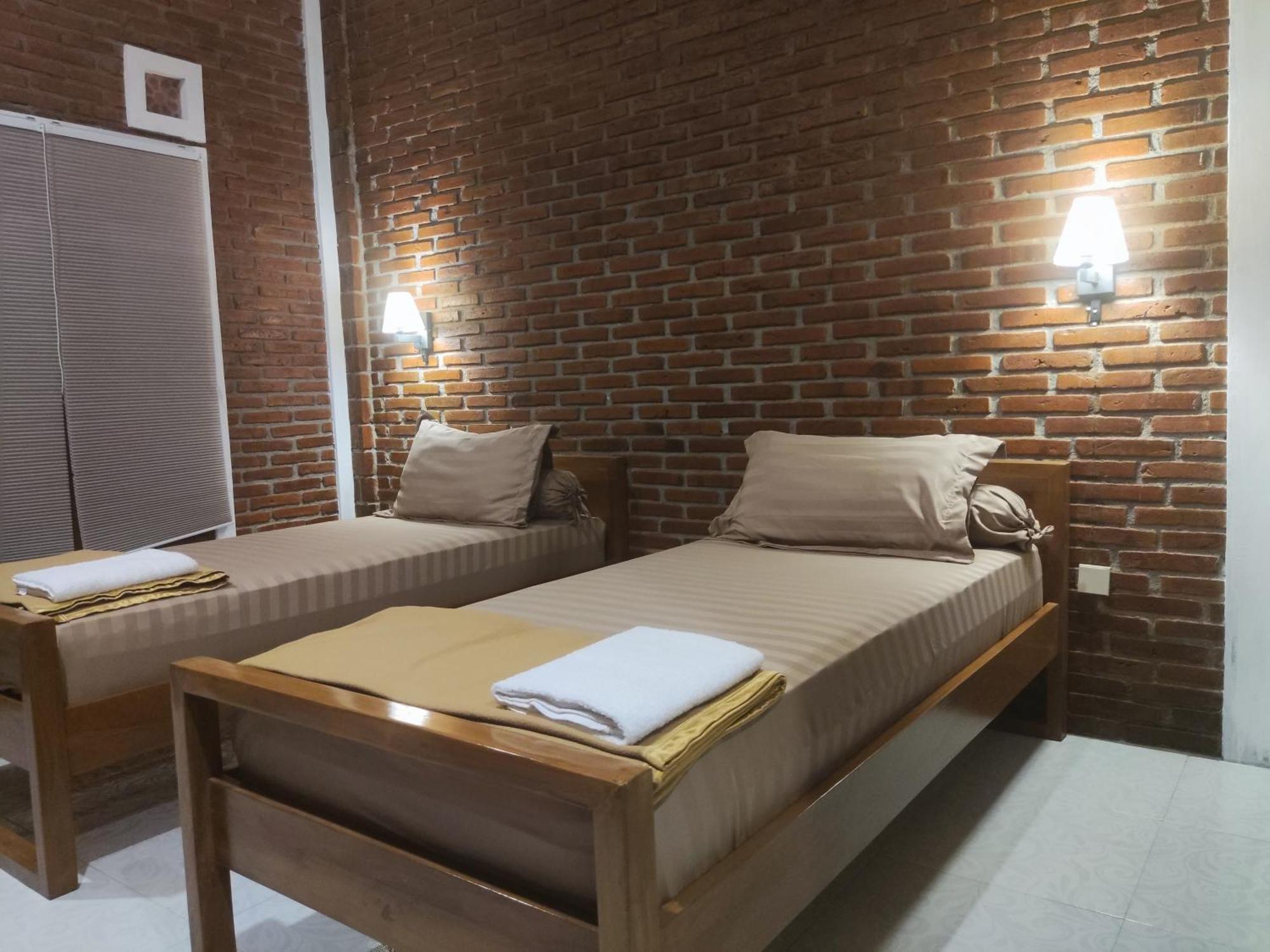 Genthong Homestay Magelang Ngoại thất bức ảnh