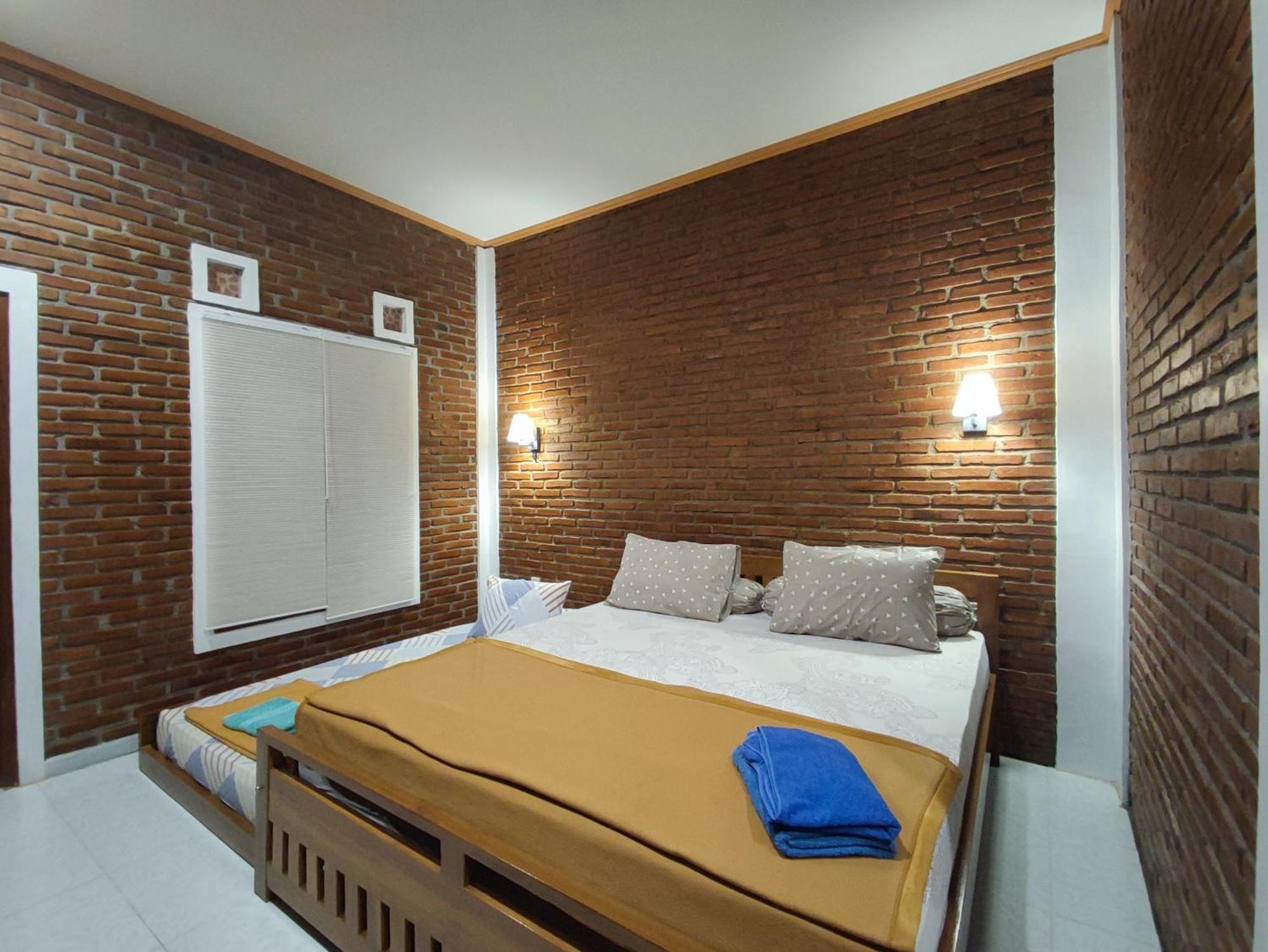 Genthong Homestay Magelang Ngoại thất bức ảnh