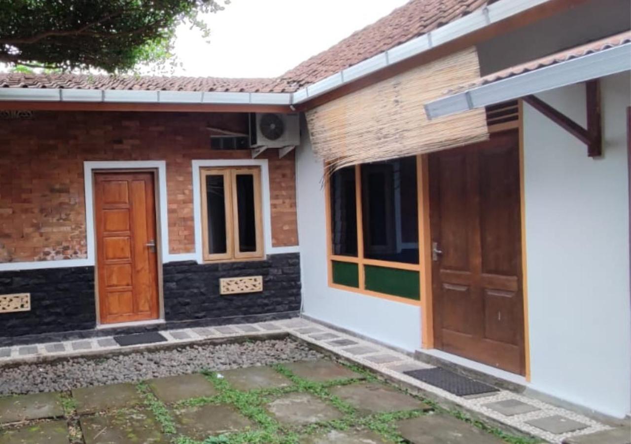 Genthong Homestay Magelang Ngoại thất bức ảnh