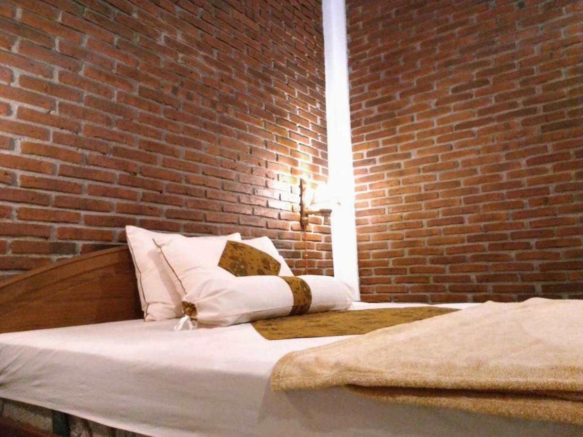 Genthong Homestay Magelang Ngoại thất bức ảnh